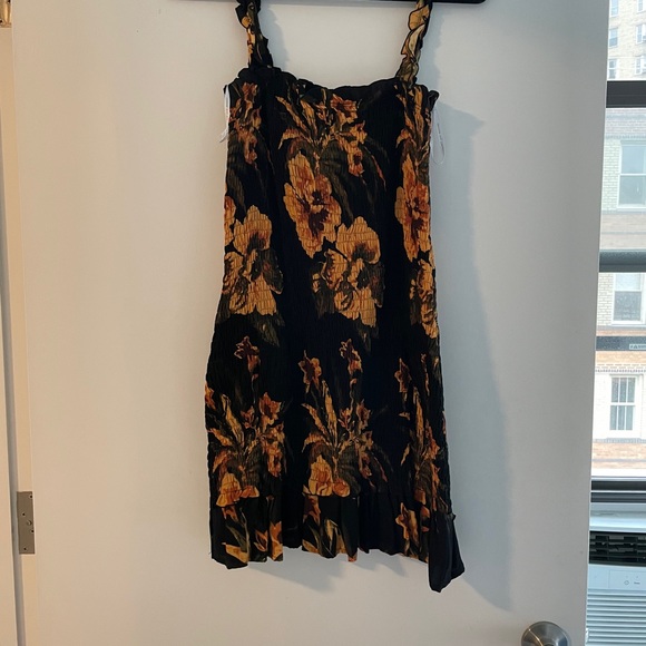 Faithful the Brand fall dress - Picture 2 of 4